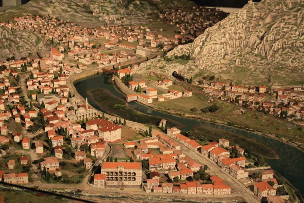 Şehzadeler şehri Amasya’nın tarihi dokusunu yansıtan mekanları ve yöresel lezzetleri - Sayfa 8