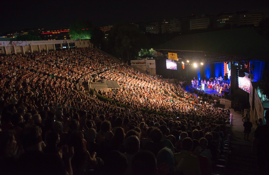 Selda Bağcan konserinde Aleyna Tilki sürprizi - Sayfa 6
