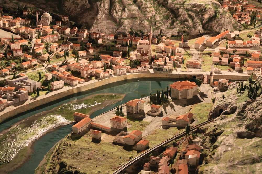 Şehzadeler şehri Amasya’nın tarihi dokusunu yansıtan mekanları ve yöresel lezzetleri - Sayfa 19