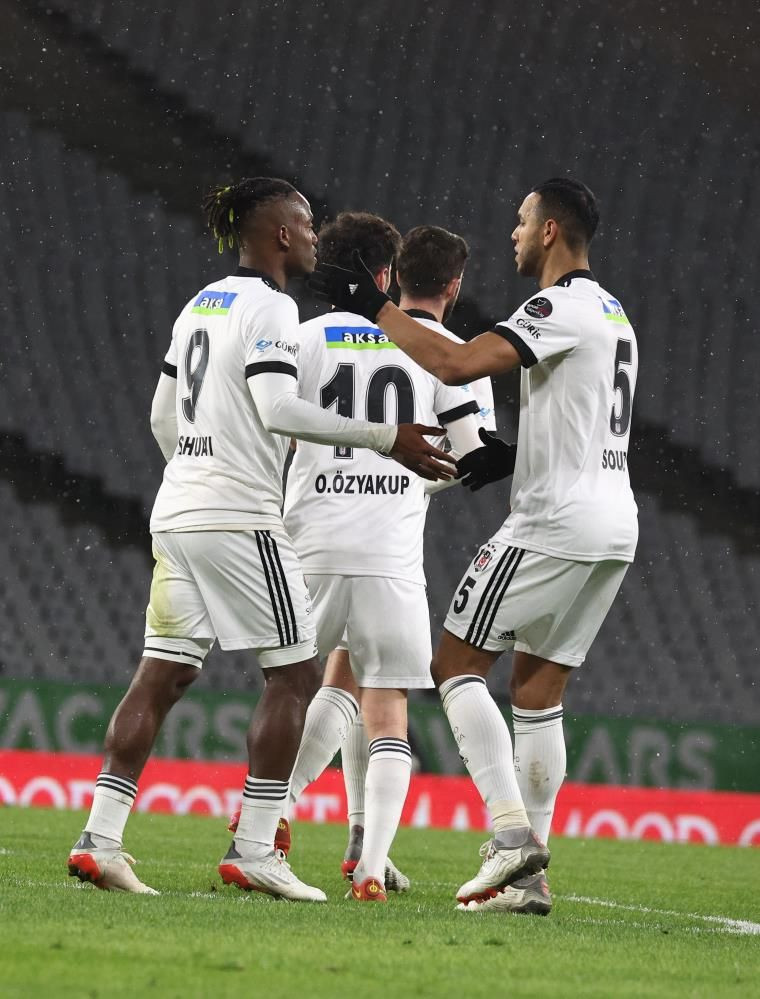 Beşiktaş'tan ayrılan yıldız forvet Michy Batshuayi'ye sürpriz talip - Sayfa 5