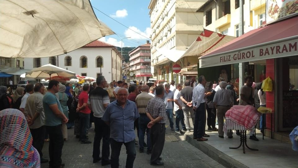 Komşusunun boğazını keserek öldüren şahıs yakalandı - Sayfa 8