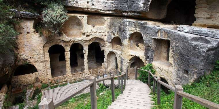 Ezan, hazzan ve çan seslerinin bir arada duyulduğu Hatay'da tarihe yolculuk yaptıran yerler - Sayfa 11