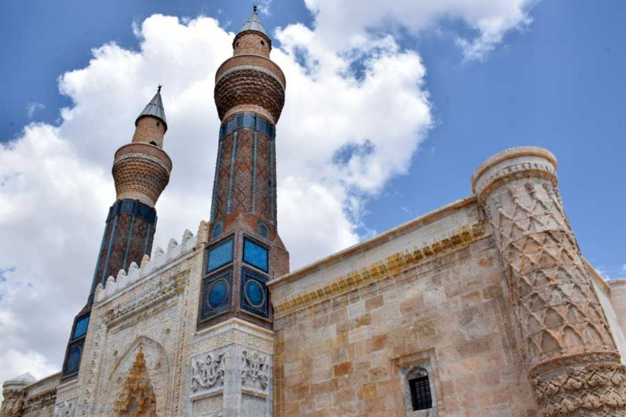 Tarihi yerleri ve doğal güzellikleriyle Sivas gezilecek yerler ve yöresel lezzetler listesi - Sayfa 13