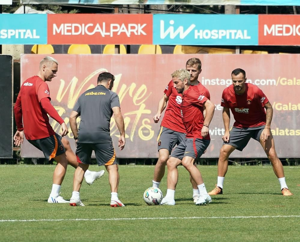 Okan Buruk Giresunspor maçı ilk 11'ini belirledi! Mertens ve Torreira kararı... - Sayfa 12