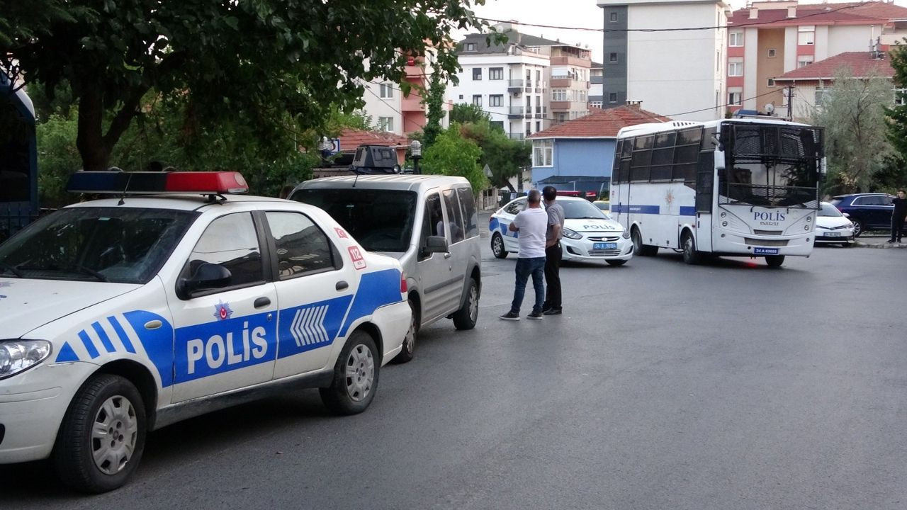 Maltepe’de küçük çocuklara taciz iddiası! Silahlı kavgada 3 kişi yaralandı - Sayfa 7
