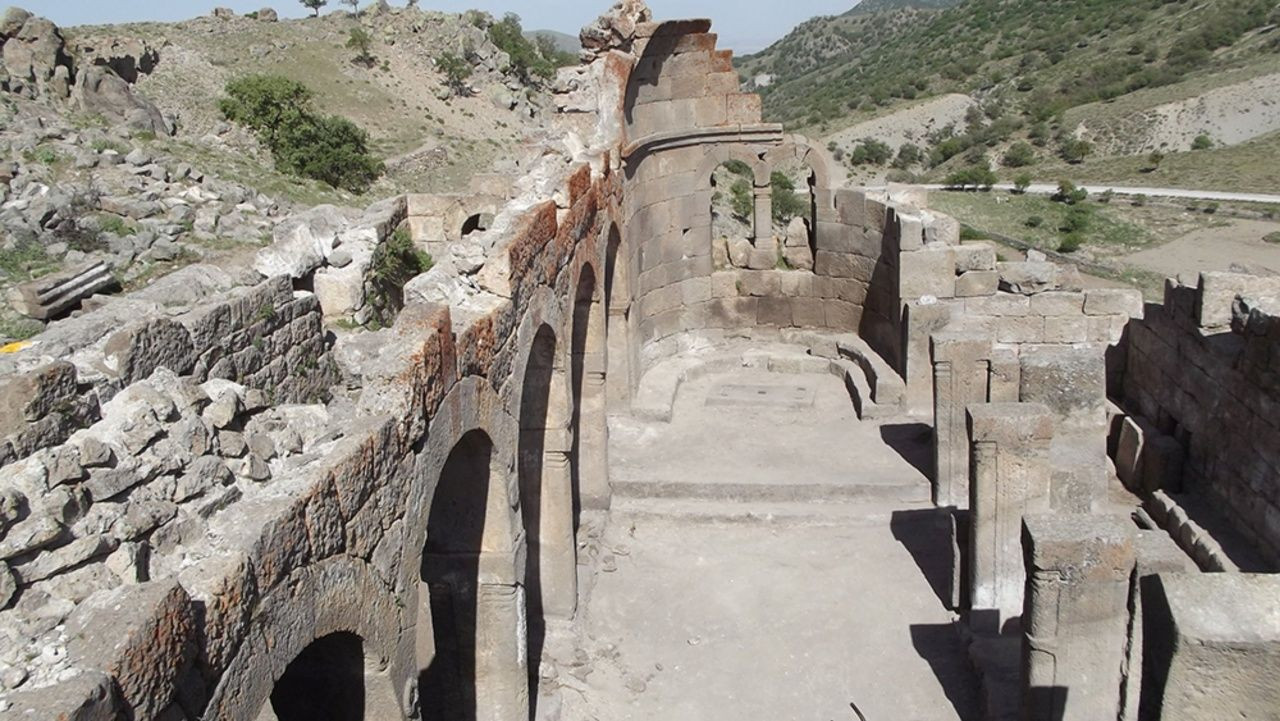 Tarihi yerleri ve kültürel değerleriyle Karaman gezi listesi ve yöresel lezzetleri - Sayfa 20