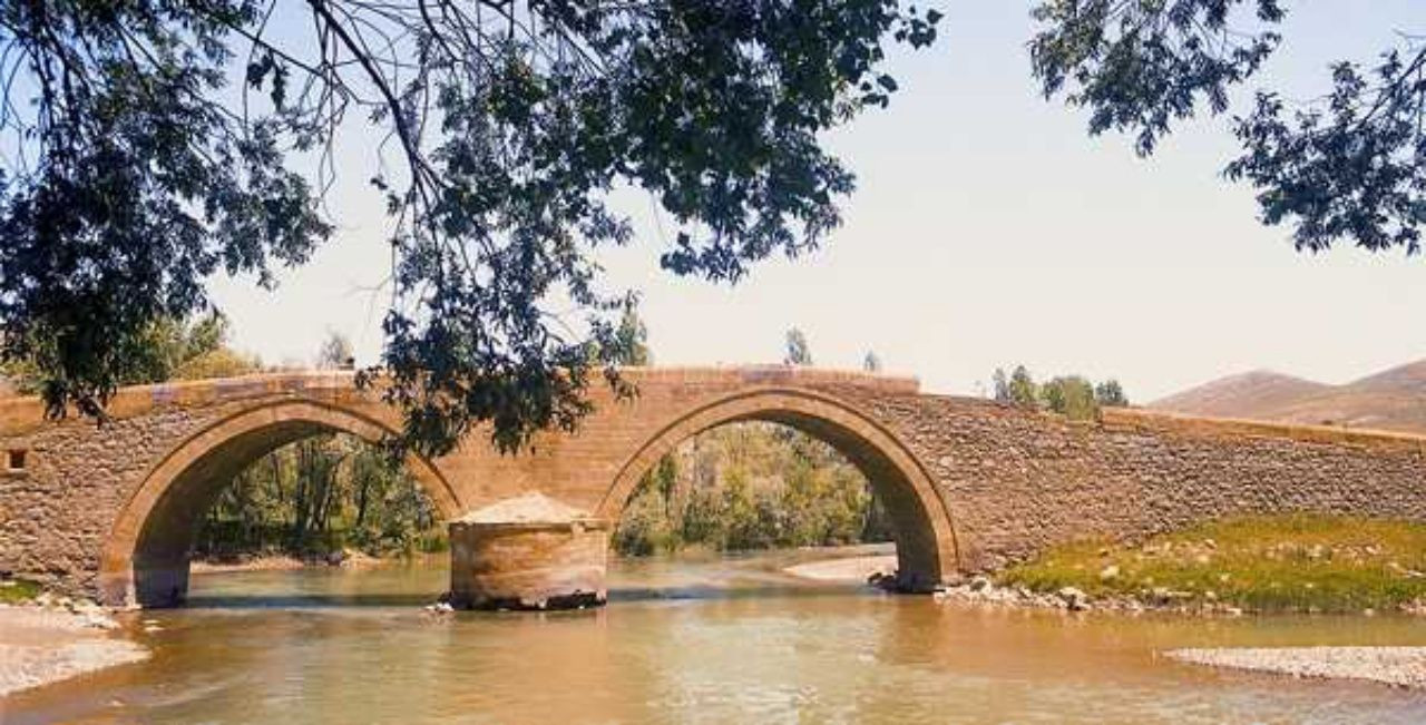2500 yıllık Türk yurdu Bayburt’ta gezilecek yerler ve yöresel lezzetler listesi - Sayfa 8