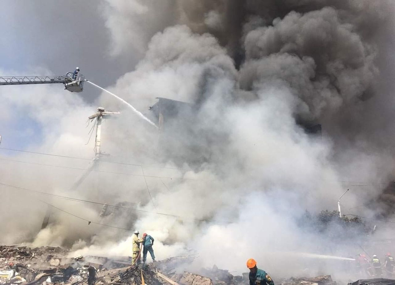 Ermenistan'da alışveriş pazarındaki havai fişek deposu patladı! Can kaybı 2’ye, yaralı sayısı 60’a yükseldi - Sayfa 7