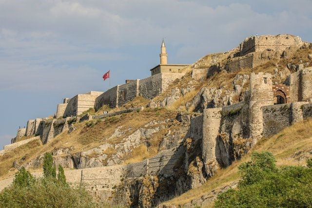 Dünya’nın en eski yerleşim yerlerinden biri olan Van’ın gezilecek yerleri ve yemek kültürü - Sayfa 8