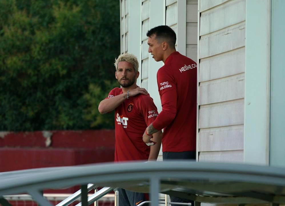 Giresunspor mağlubiyetinin ardından Galatasaray'da flaş Mertens kararı - Sayfa 6