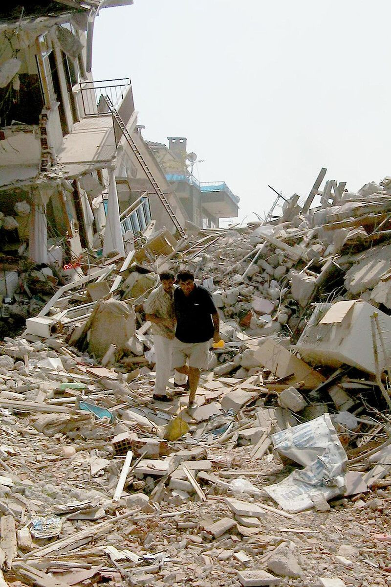 17 Ağustos depreminin 23. yıl dönümü: Türkiye tarihinin en büyük felaketlerinden biri... - Sayfa 8