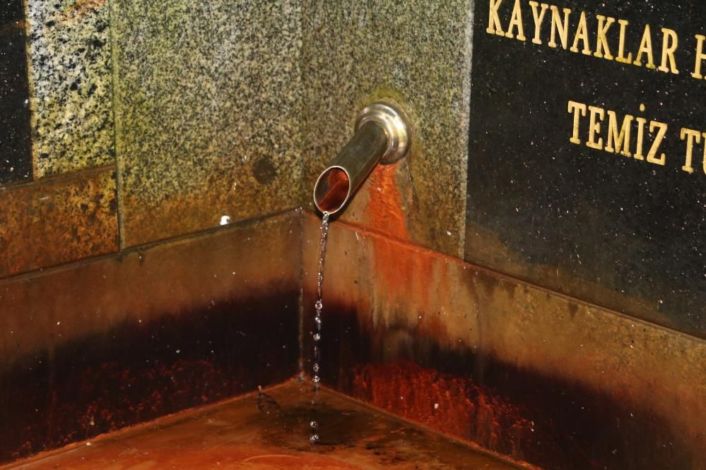 Arsenikli olduğu gerekçesiyle tabela asılmıştı! 'Ölen olmadı' diyerek o suyu içmeye devam ediyorlar - Sayfa 6