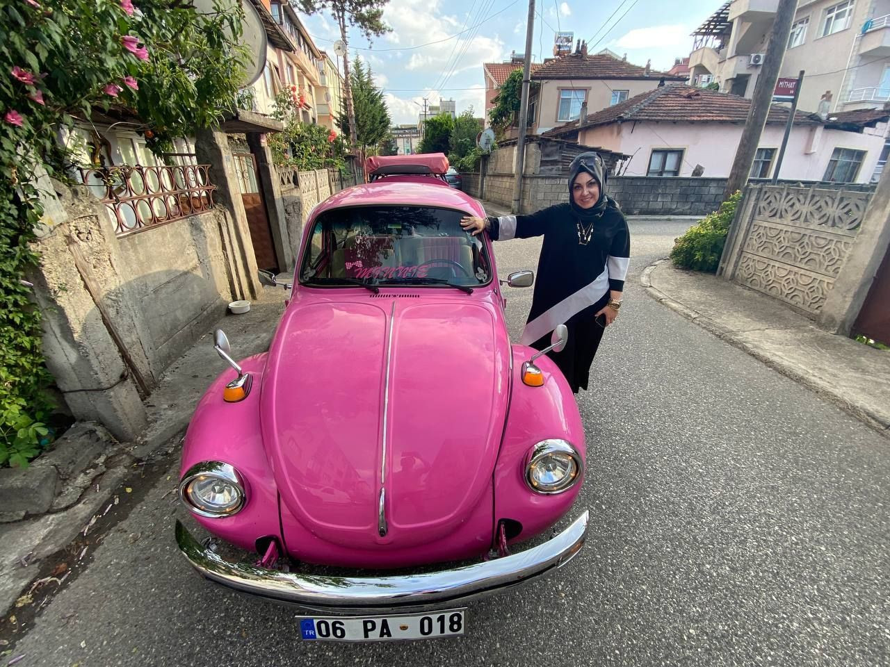 Doğa ve klasik araç tutkusu bunu da yaptırdı! Onunkisi 'Pembe Aşk' - Sayfa 5