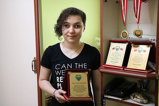 Üniversite sınavının şampiyonu görme engelli Fulya’ya dünya devlerinden iş teklifi yağıyor! - Sayfa 7