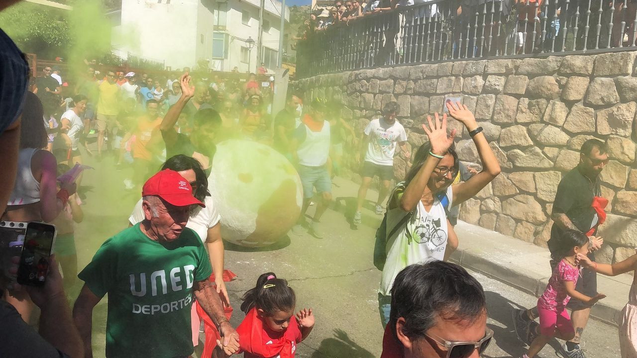 Hayvan dostu boğa koşusu! Üzerine boğa resmi çizilmiş büyük bir toptan kaçtılar - Sayfa 6