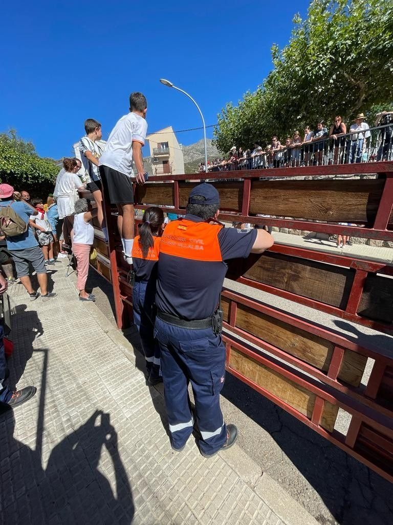 Hayvan dostu boğa koşusu! Üzerine boğa resmi çizilmiş büyük bir toptan kaçtılar - Sayfa 7