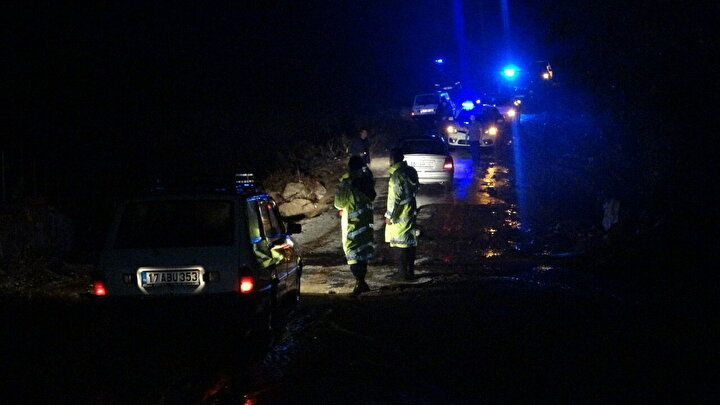 Çanakkale'de sağanak yağış: Yol çöktü! Köye giriş çıkış yapılamıyor... - Sayfa 7