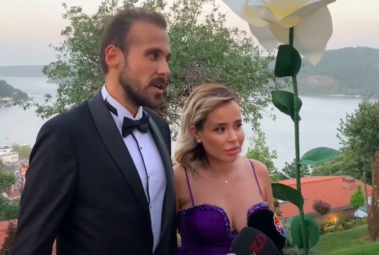 Düğünlerine ünlü yağdı! Demet Özdemir ve Oğuzhan Koç evlendi - Sayfa 14