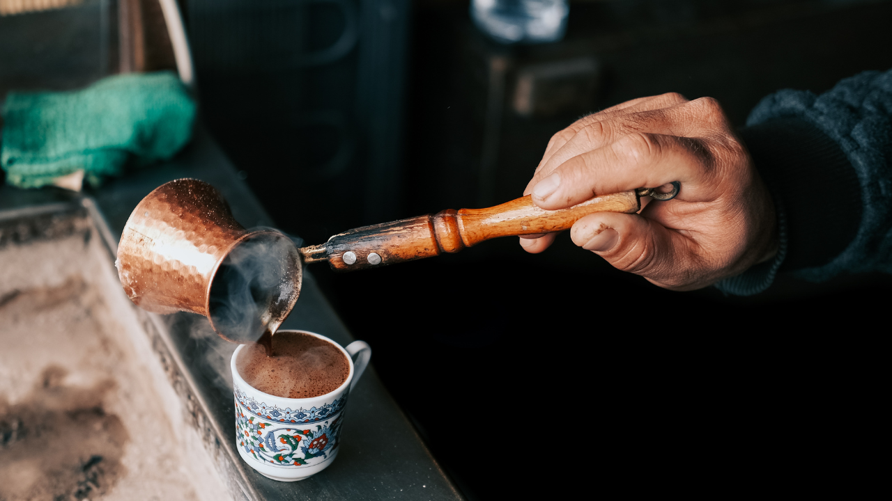 Türk mutfağının vazgeçilmez içeceği olan Türk kahvesi hakkında bilinmeyenler! - Sayfa 8