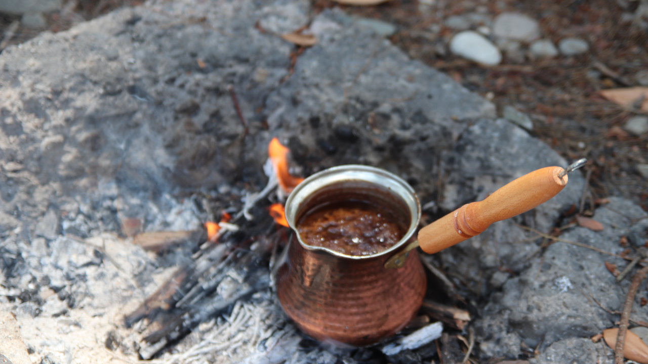 Türk mutfağının vazgeçilmez içeceği olan Türk kahvesi hakkında bilinmeyenler! - Sayfa 7