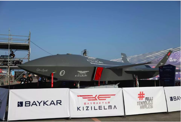 Bayraktar Karadeniz ilk kez görücüye çıktı: Ziyaretçiler büyük ilgi gösterdi - Sayfa 12