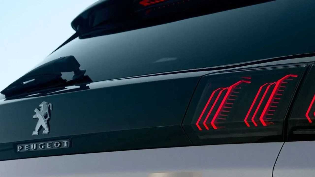 Peugeot 3008 Yeni Fiyat Listesinde Bir İlk! Peugeot 3008 Fiyatını Görenler İnanamadı - Sayfa 5