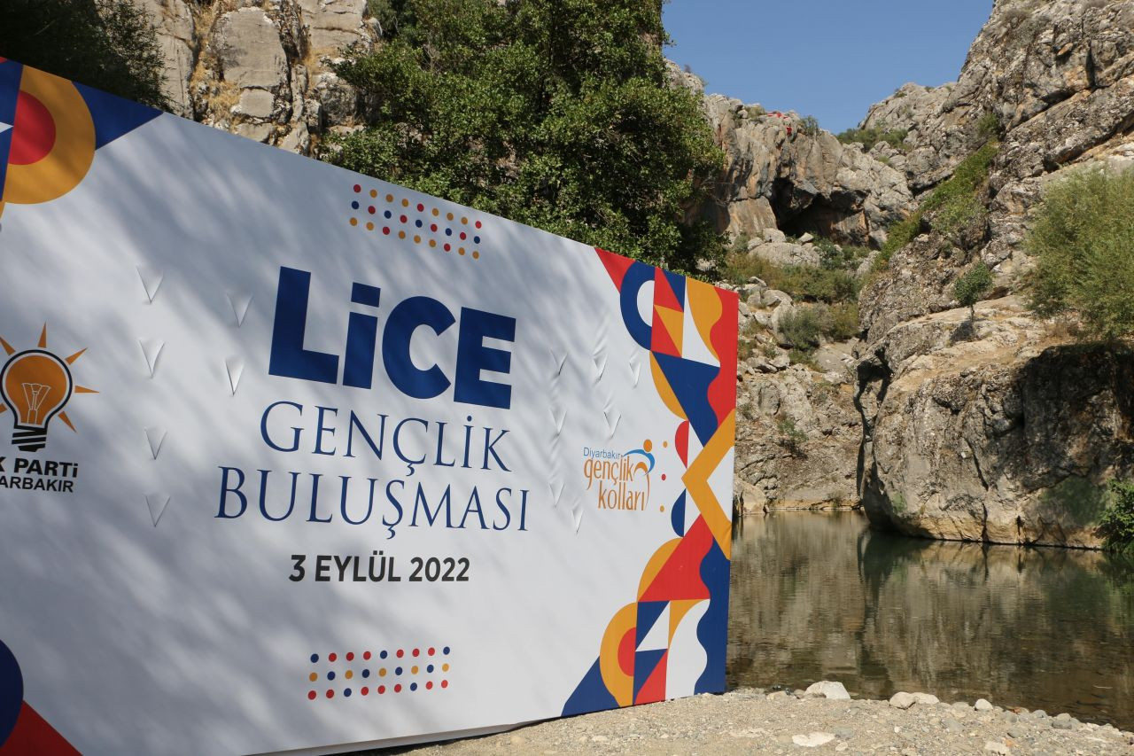 Bakan Soylu terörden temizlenen Bırkleyn mağaralarında gençlerle buluştu - Sayfa 5