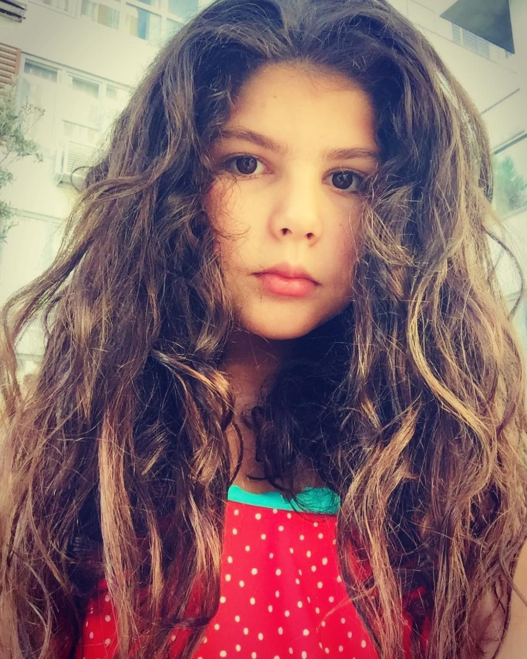 Rıza Esendemir ile Yeşim Vatan'ın kızları Eceşan kocaman oldu! Boyu babasını geçti - Sayfa 8