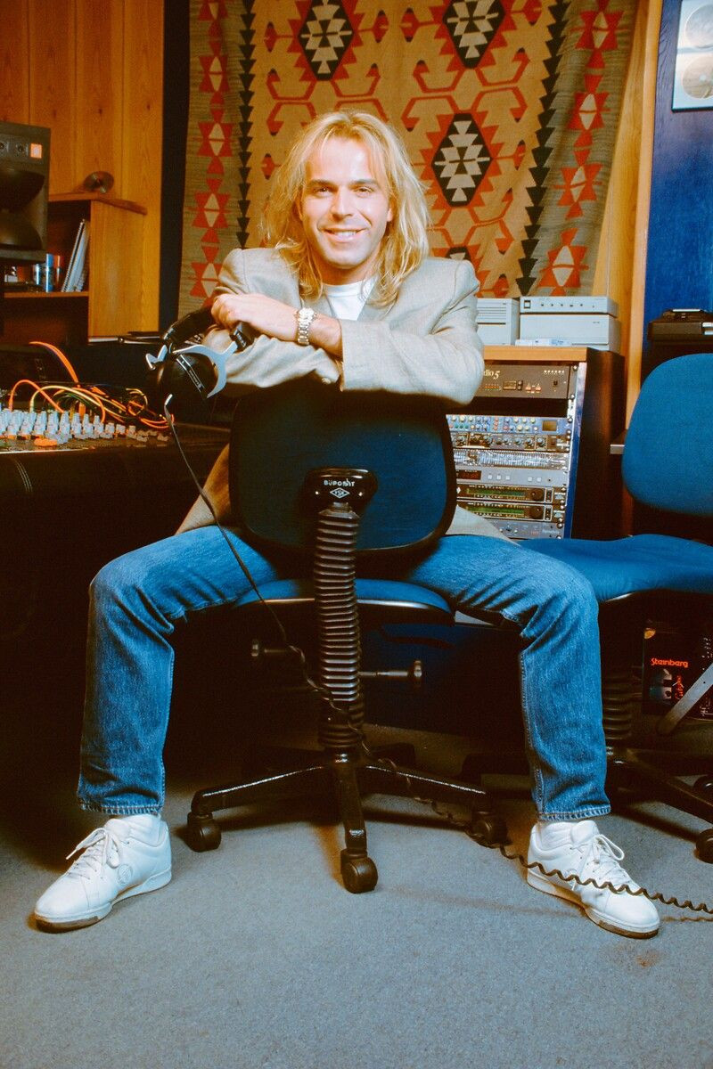 60'ına merdiven dayayan Soner Arıca son haliyle yarı yaşındakilere taş çıkarttı! İşte şimdiki görüntüsü... - Sayfa 8