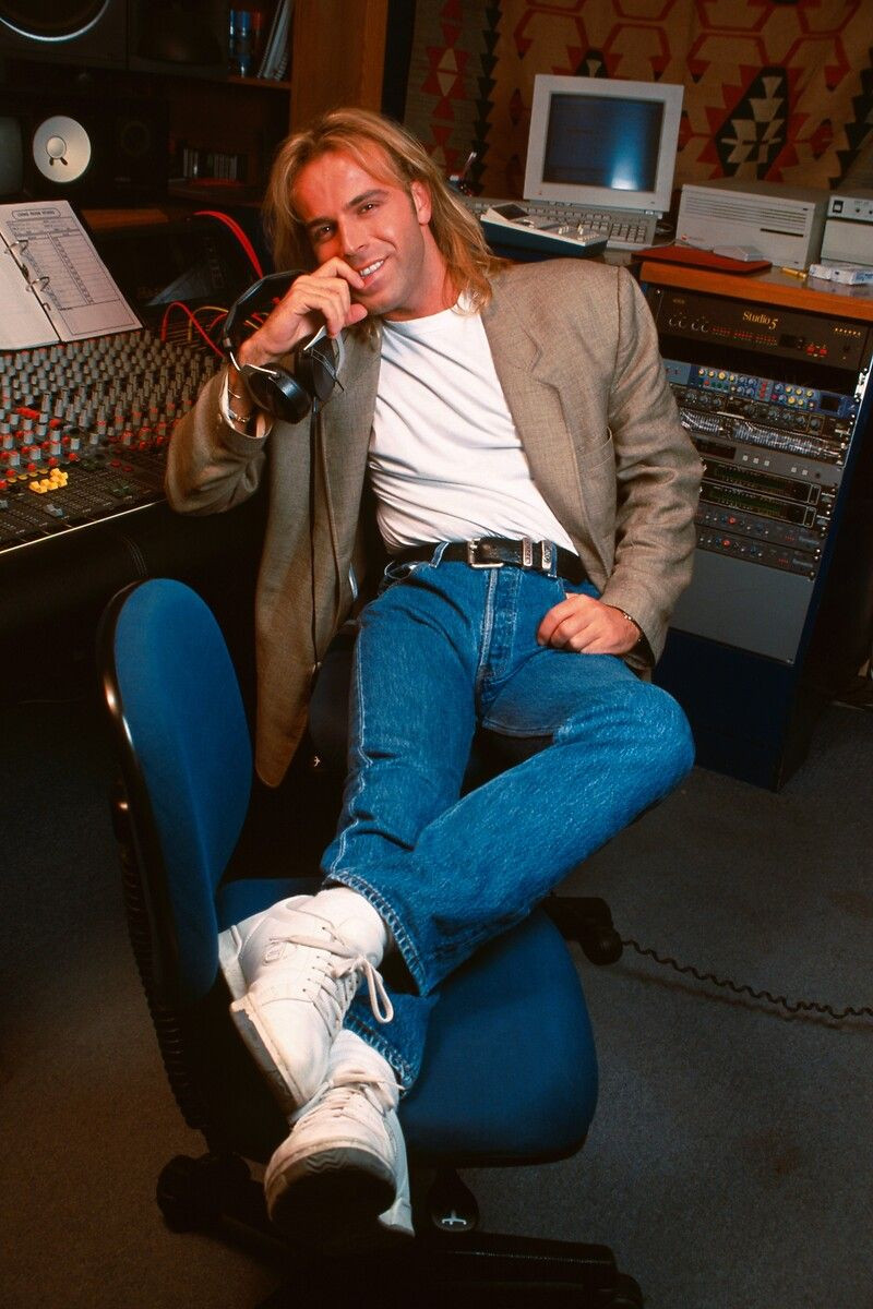 60'ına merdiven dayayan Soner Arıca son haliyle yarı yaşındakilere taş çıkarttı! İşte şimdiki görüntüsü... - Sayfa 12