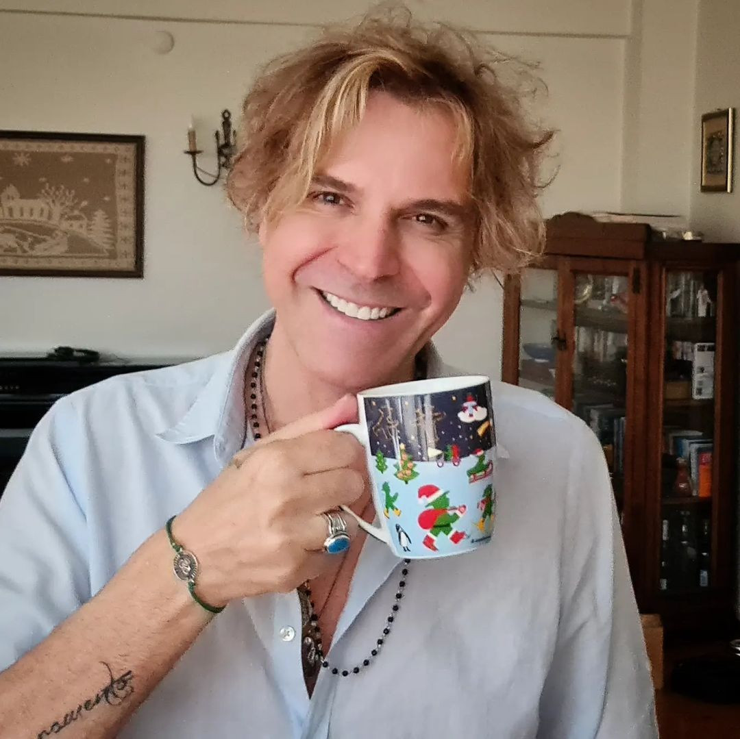 60'ına merdiven dayayan Soner Arıca son haliyle yarı yaşındakilere taş çıkarttı! İşte şimdiki görüntüsü... - Sayfa 32