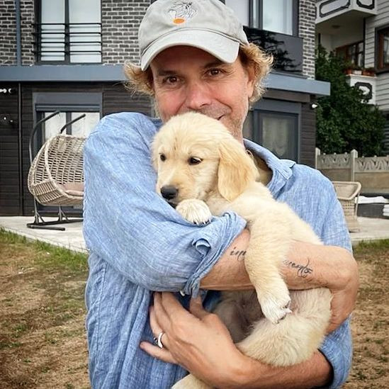 60'ına merdiven dayayan Soner Arıca son haliyle yarı yaşındakilere taş çıkarttı! İşte şimdiki görüntüsü... - Sayfa 36