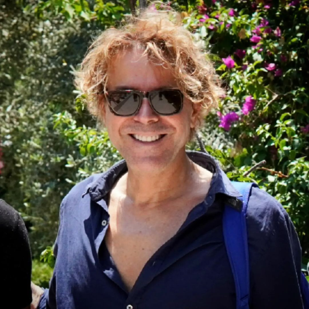 60'ına merdiven dayayan Soner Arıca son haliyle yarı yaşındakilere taş çıkarttı! İşte şimdiki görüntüsü... - Sayfa 37