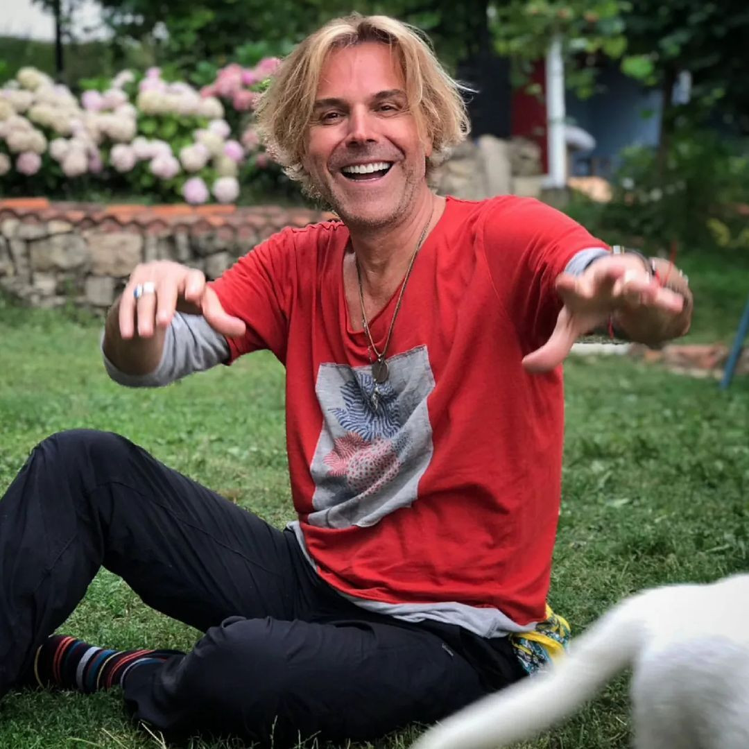 60'ına merdiven dayayan Soner Arıca son haliyle yarı yaşındakilere taş çıkarttı! İşte şimdiki görüntüsü... - Sayfa 19