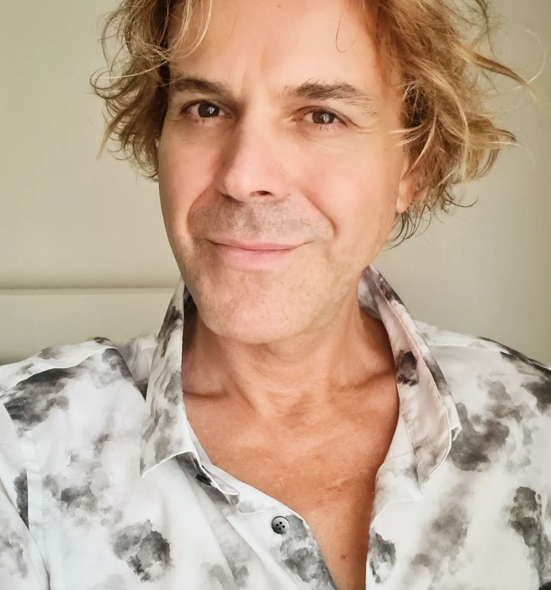 60'ına merdiven dayayan Soner Arıca son haliyle yarı yaşındakilere taş çıkarttı! İşte şimdiki görüntüsü... - Sayfa 6