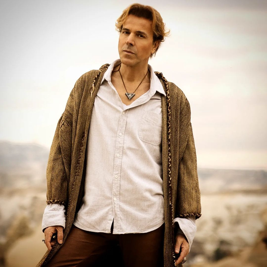 60'ına merdiven dayayan Soner Arıca son haliyle yarı yaşındakilere taş çıkarttı! İşte şimdiki görüntüsü... - Sayfa 25