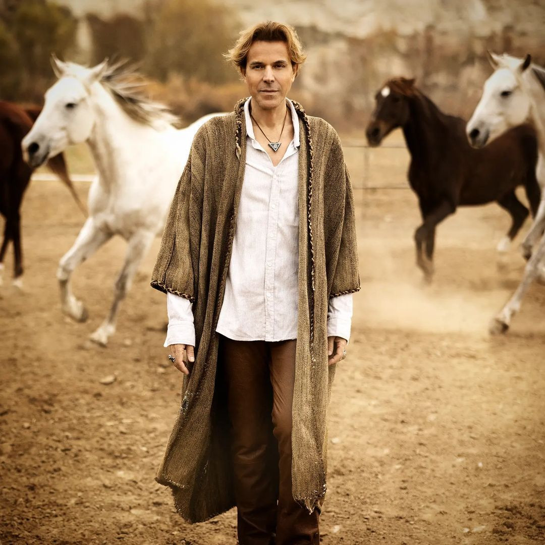 60'ına merdiven dayayan Soner Arıca son haliyle yarı yaşındakilere taş çıkarttı! İşte şimdiki görüntüsü... - Sayfa 24