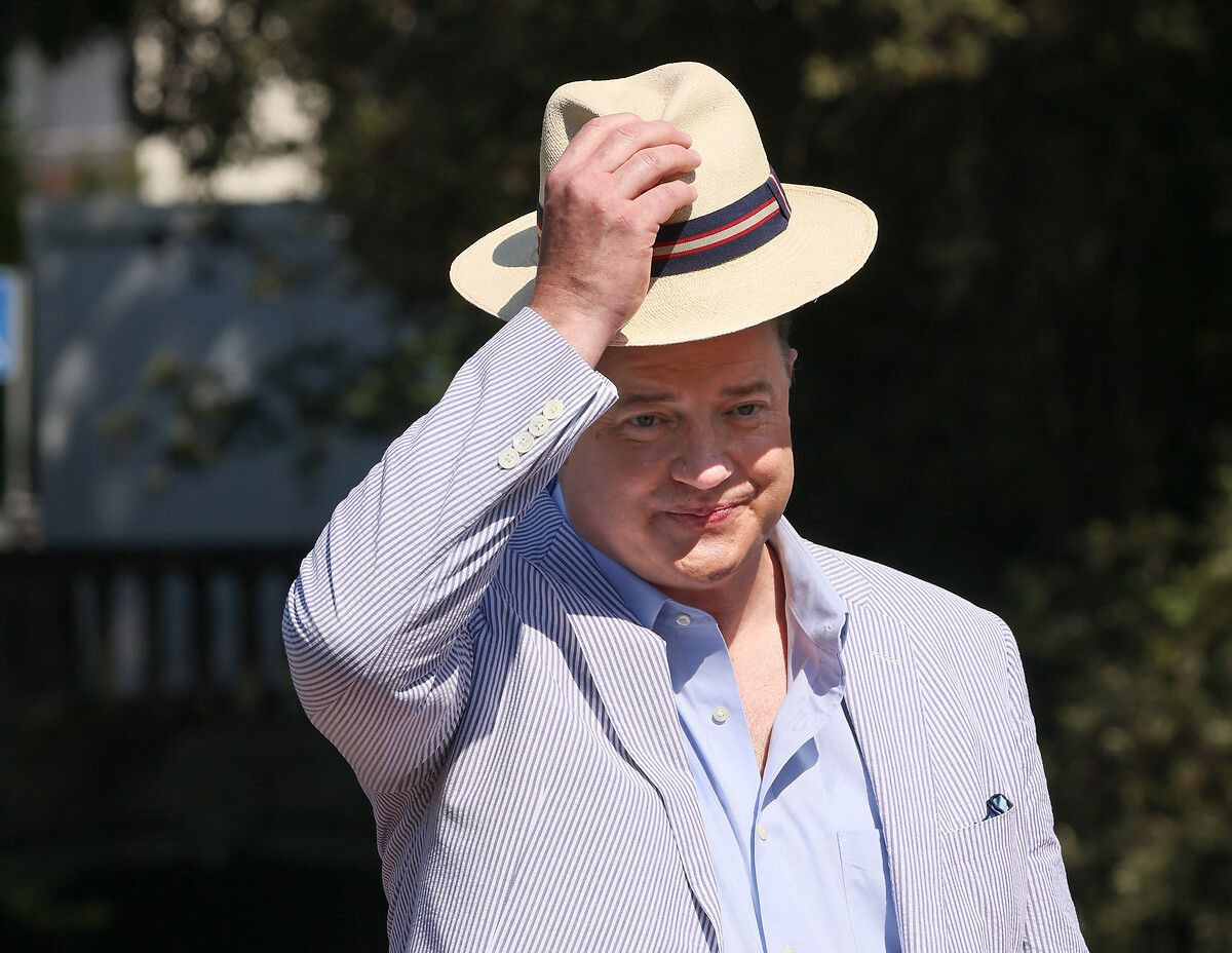 Brendan Fraser tanınmaz halde! Rolü için 270 kiloya çıktı - Sayfa 9