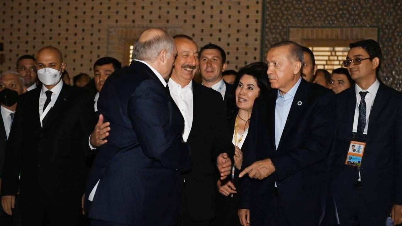 Özbekistan'da günün fotoğrafı: Liderlerin gözü Cumhurbaşkanı Erdoğan'da! - Sayfa 8