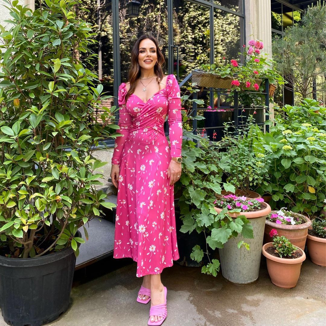 11 kilo veren Buket Aydın değişimiyle dikkat çekti... Ünlü sunucunun estetiksiz hali yeniden gündem oldu - Sayfa 6