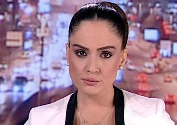 11 kilo veren Buket Aydın değişimiyle dikkat çekti... Ünlü sunucunun estetiksiz hali yeniden gündem oldu - Sayfa 23