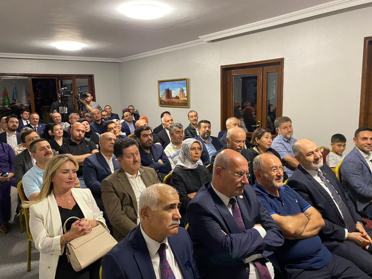 "Türkçe'nin kullanımı konusunda acınacak haldeyiz" - Sayfa 9