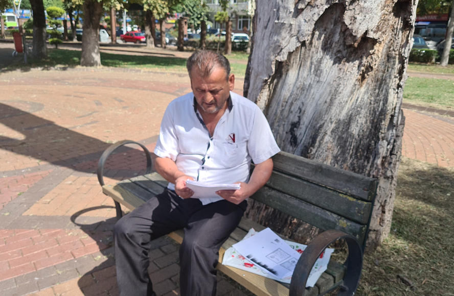 23 yıl önce kimliğini çaldıran adamın başına gelmeyen kalmadı - Sayfa 5