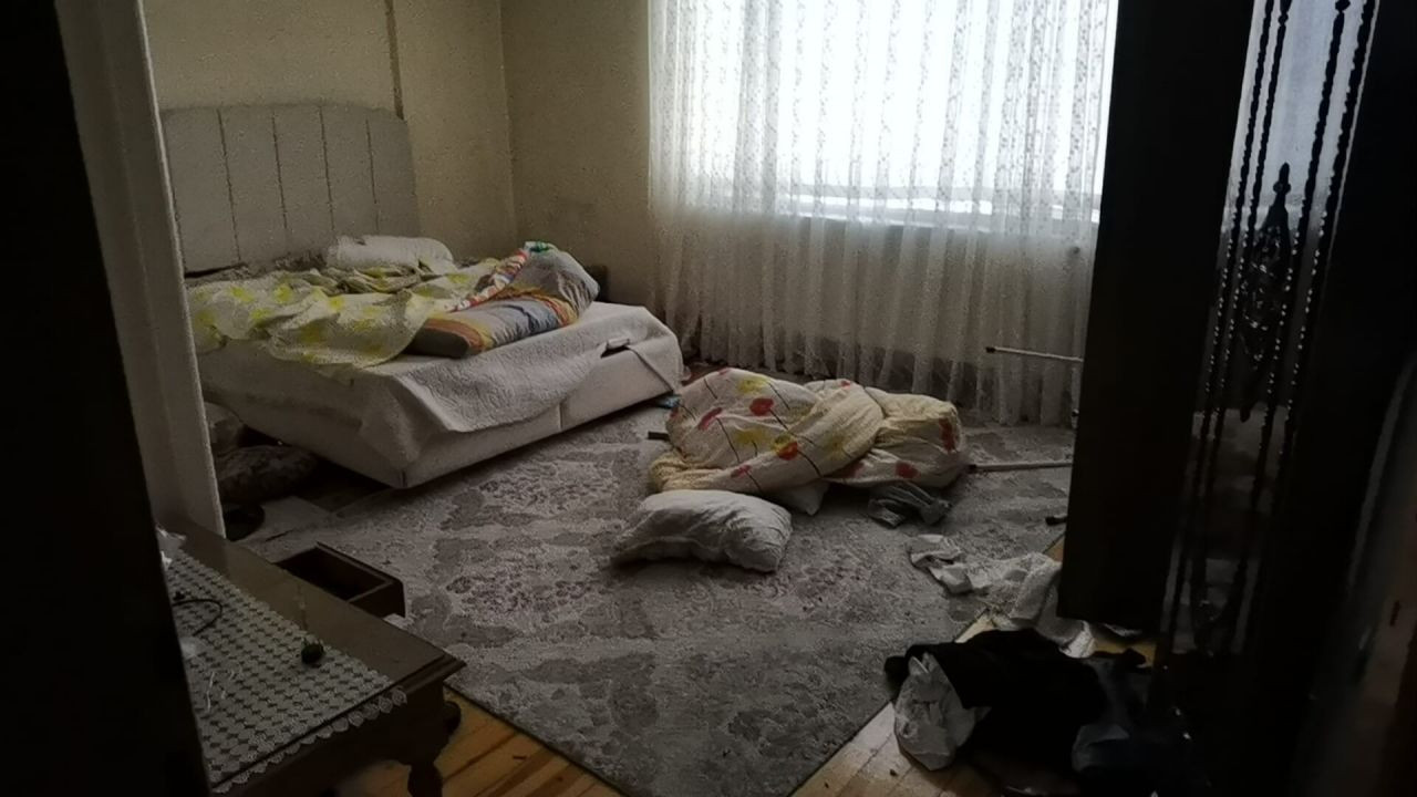 Evine gelen gurbetçiye hırsız şoku: 20 gün boyunca kalıp evi talan etmişler - Sayfa 5