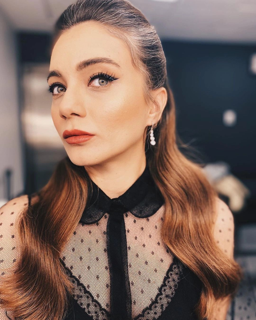 Damla Sönmez ve Caner Cindoruk Partner Oluyor! Mavi Sürgün Dizisi Konusuyla Tozu Dumana Katacak! - Sayfa 12