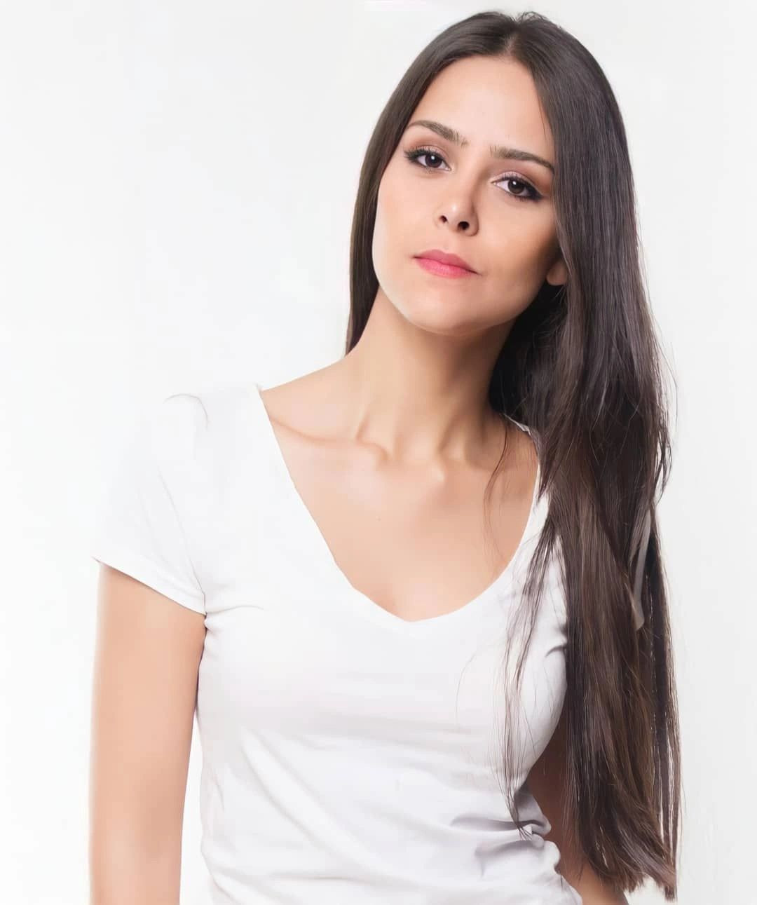 Yalnız Kurt Dizisine İkinci Sezon Transferi! Anne Olunca Ara Vermişti, Ünlü Oyuncu Ekrana Dönüyor - Sayfa 8