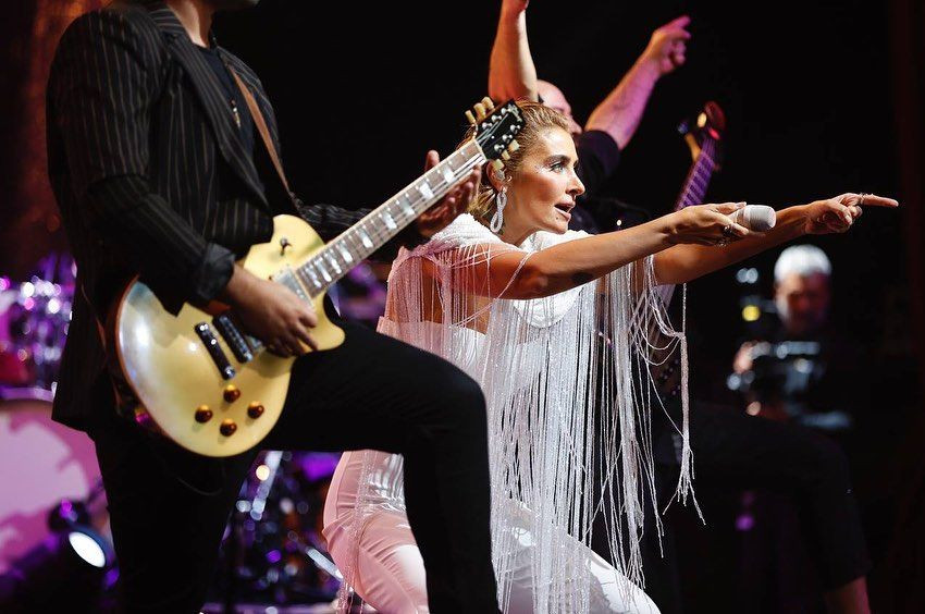 Harbiye'de sahneye çıkan şarkıcı Sıla'nın son hali görenleri şoke etti! İğne ipliğe döndü - Sayfa 6