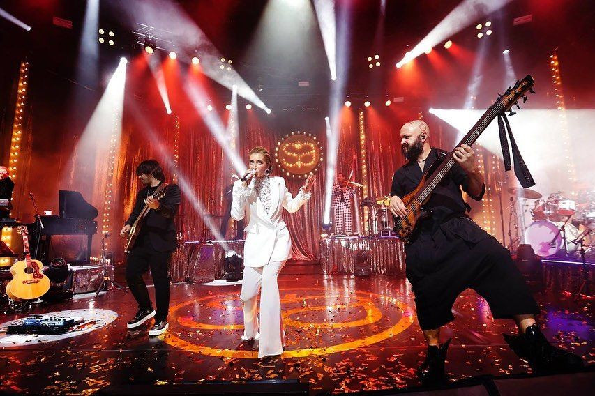 Harbiye'de sahneye çıkan şarkıcı Sıla'nın son hali görenleri şoke etti! İğne ipliğe döndü - Sayfa 10