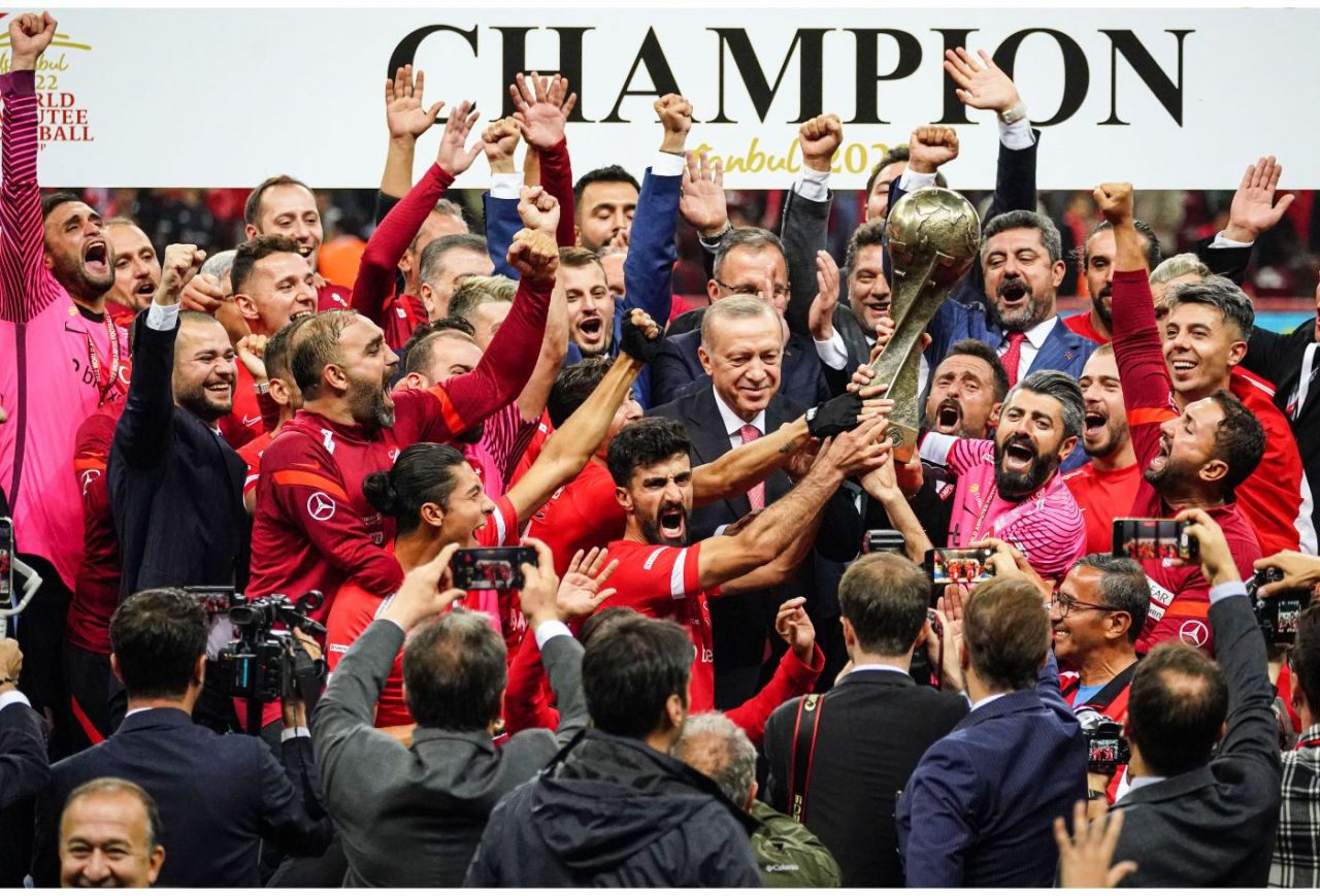 Tarihi an tarihi başarı! Kupa Ampute Futbol Milli Takımı’nın ellerinde yükseldi... - Sayfa 9