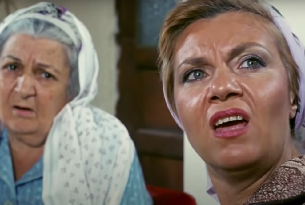 Atla Gel Şaban'ın Zehra'sı Nevra Serezli yıllar sonra ortaya çıktı! Güzelliğiyle kendine hayran bıraktı - Sayfa 15